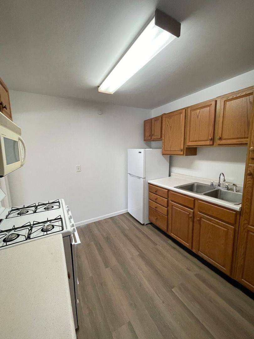 Apartment for rent at 965 Grove St, Meadville, PA 16335