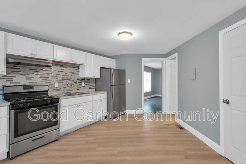 Apartment for rent at 1073 Grant St #1, Buffalo, NY 14207