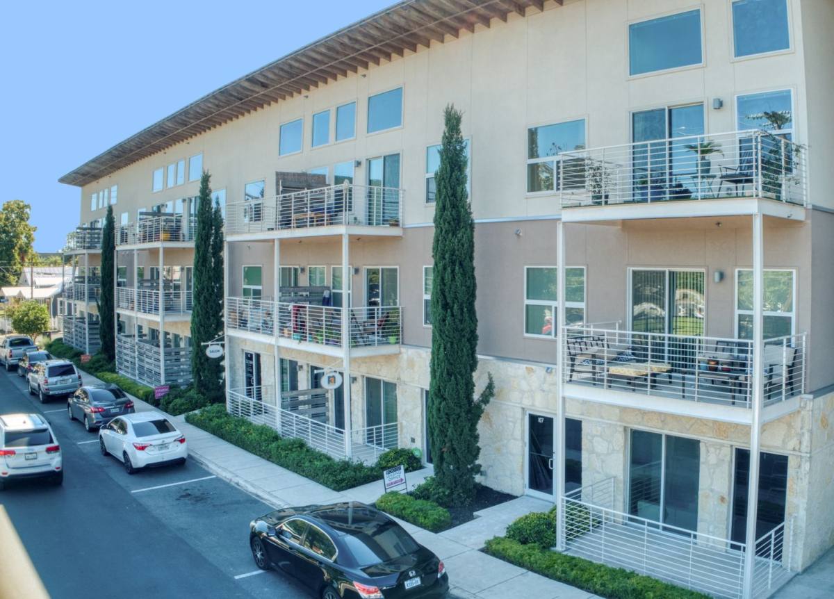 Apartment for rent at 1010 S Flores St, San Antonio, TX 78204