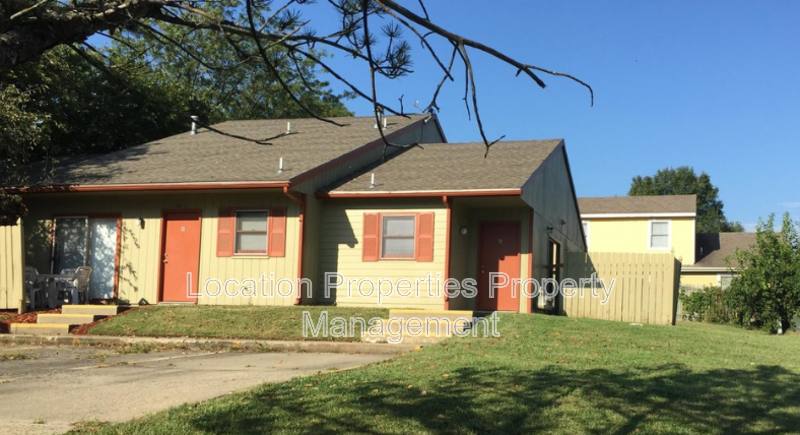 Townhouse for rent at 2815 Ridge Court #B, Lawrence, KS 66046