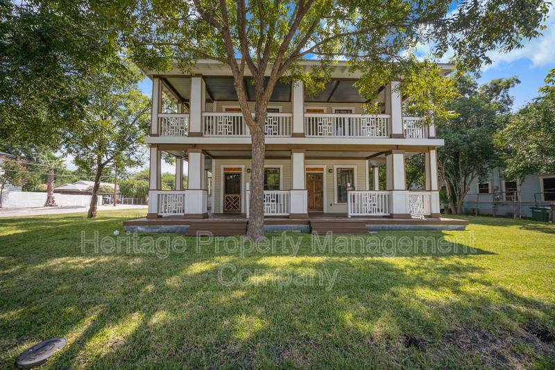 Apartment for rent at 224 Queen Anne Court #1, San Antonio, TX 78209