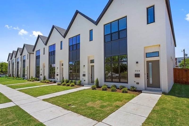 Townhouse for rent at 3130 Wayside Ave #1, Fort Worth, TX 76110