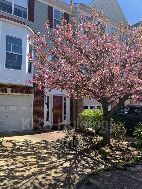 Townhouse for rent at 15315 Bronco Way, Woodbridge, VA 22193