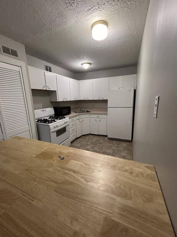 Apartment for rent at 1403 Tennessee St #2, Lawrence, KS 66044
