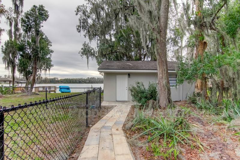 Apartment for rent at 318 Deer Cove Lane #B, Lutz, FL 33548