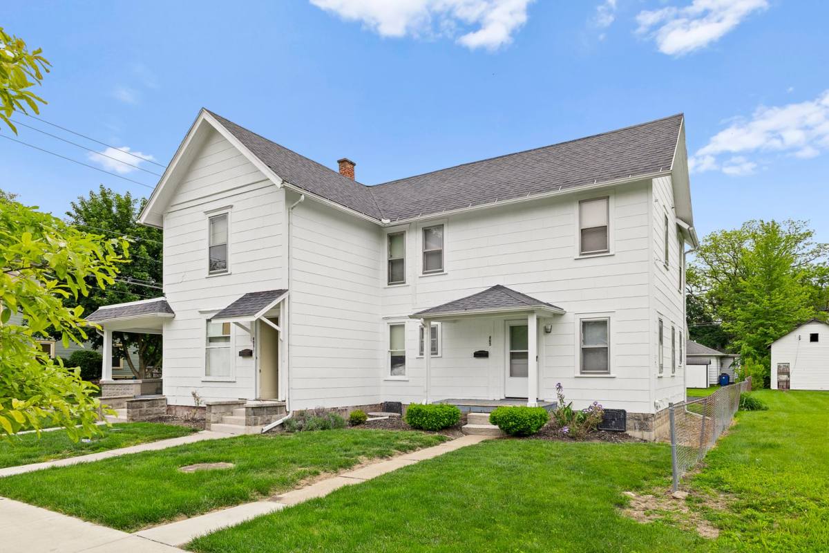 Apartment for rent at 403 - 405 S Church St, Bowling Green, OH 43402