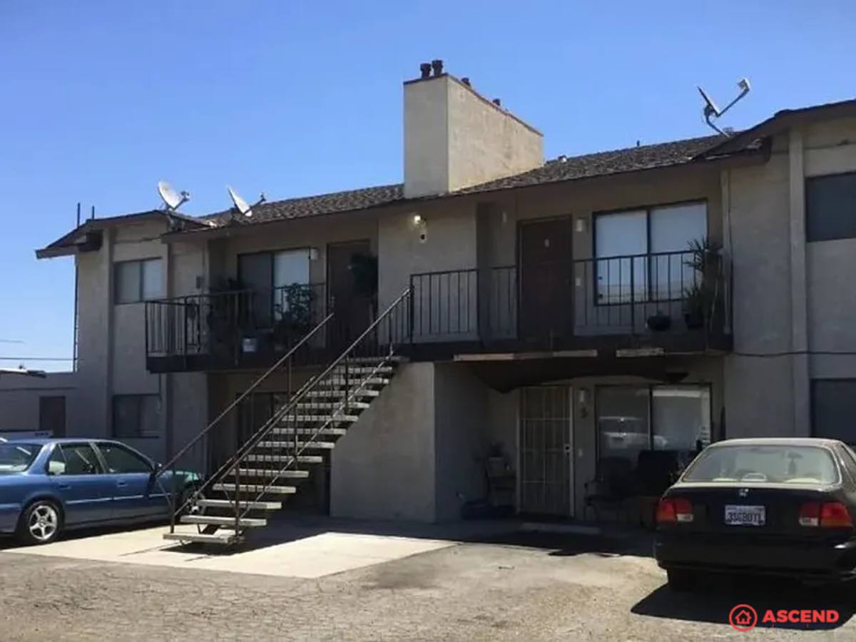 Apartment for rent at 3400 Loyalton Ave, Bakersfield, CA 93313