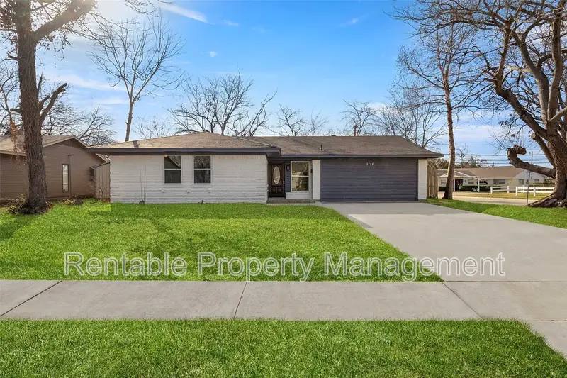 House for rent at 3732 Flamingo Way, Missouri City, TX 77489
