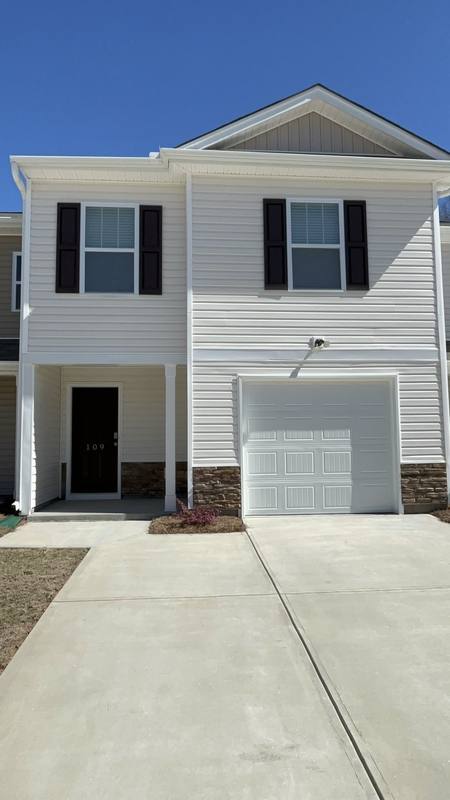 Apartment for rent at 109 Oakmont Valley Trail #1, Seneca, SC 29678