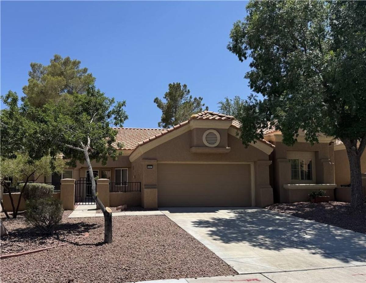 House for rent at 9001 Marble Dr, Las Vegas, NV 89134