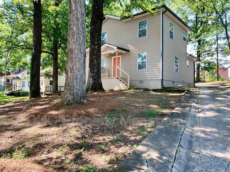 House for rent at 1484 Norman Berry Dr #1, Atlanta, GA 30344