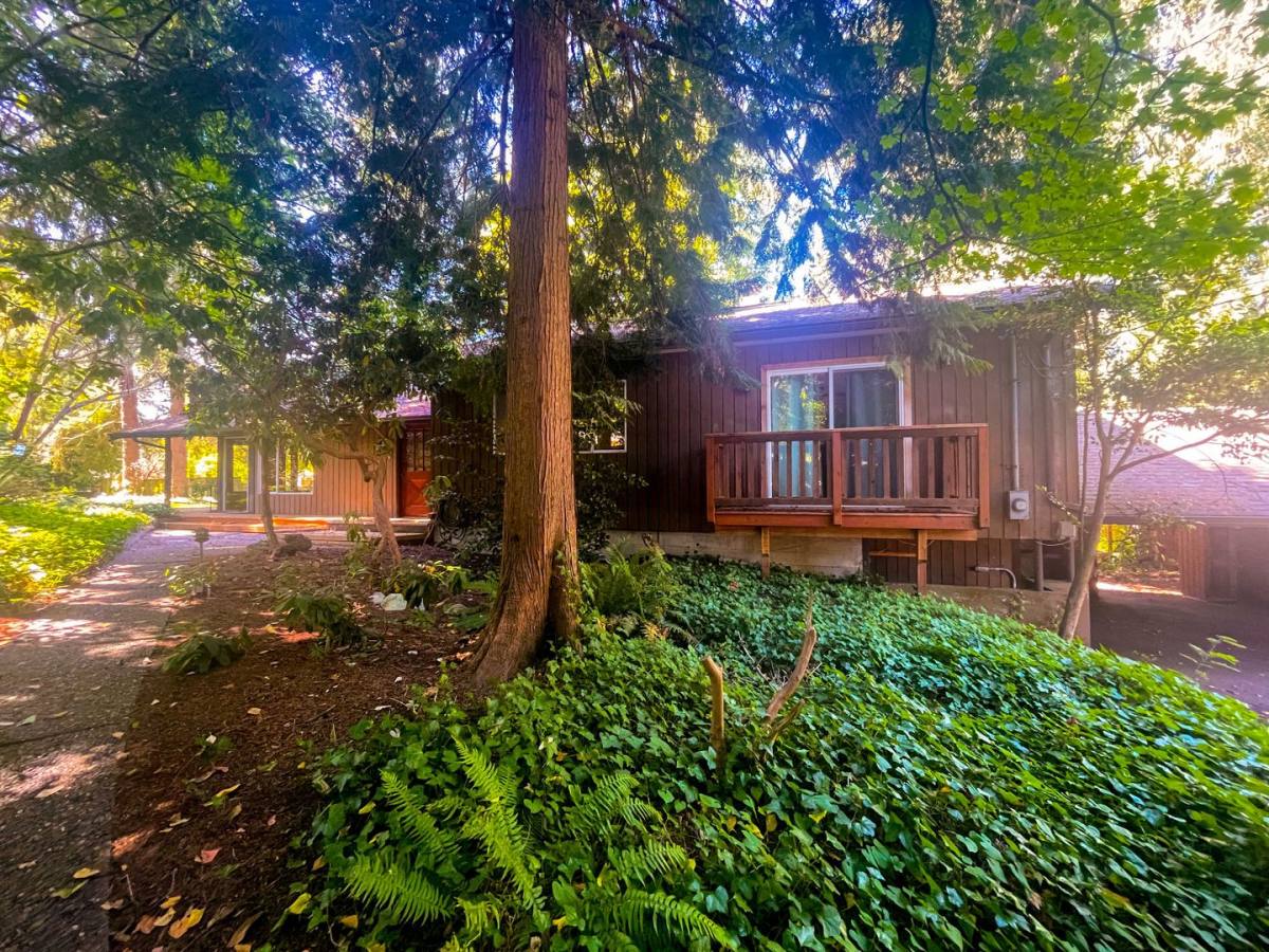 House for rent at 23415 97th Place W, Edmonds, WA 98020