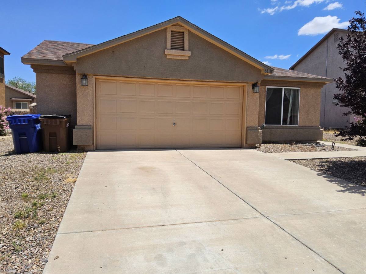 House for rent at 5808 Desert Peak Place, Las Cruces, NM 88012