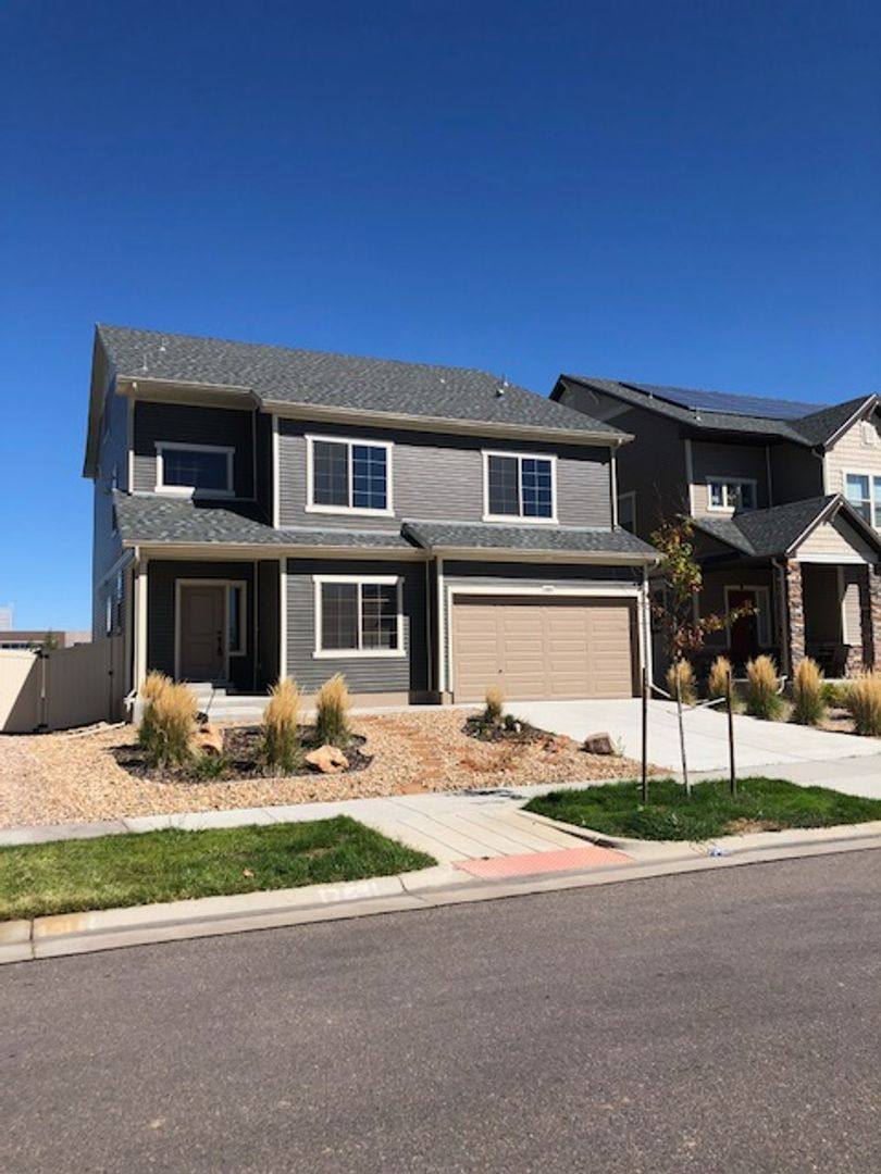 House for rent at 17891 E 47th Dr, Denver, CO 80249
