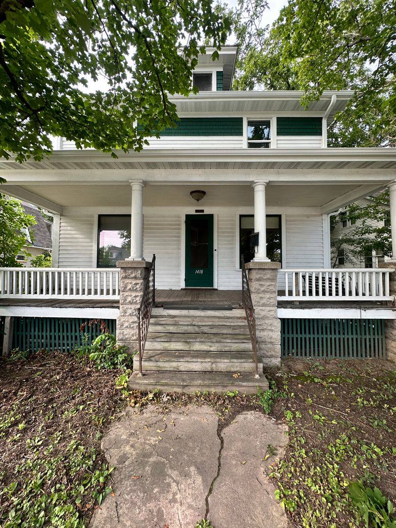 House for rent at 1418 E Mason St, Green Bay, WI 54301
