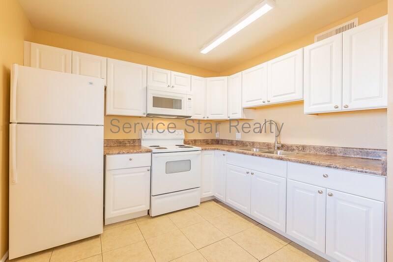Apartment for rent at 735 E Hazel Dr #2, Phoenix, AZ 85042