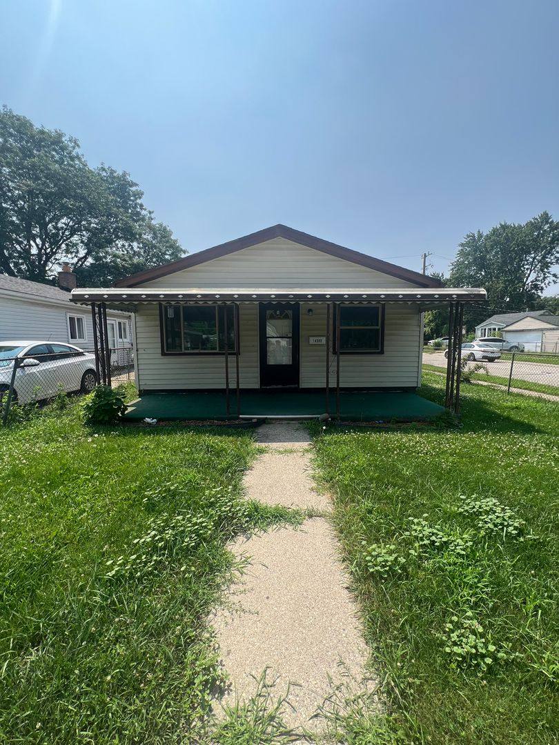 House for rent at 14580 Stephens Rd, Warren, MI 48089