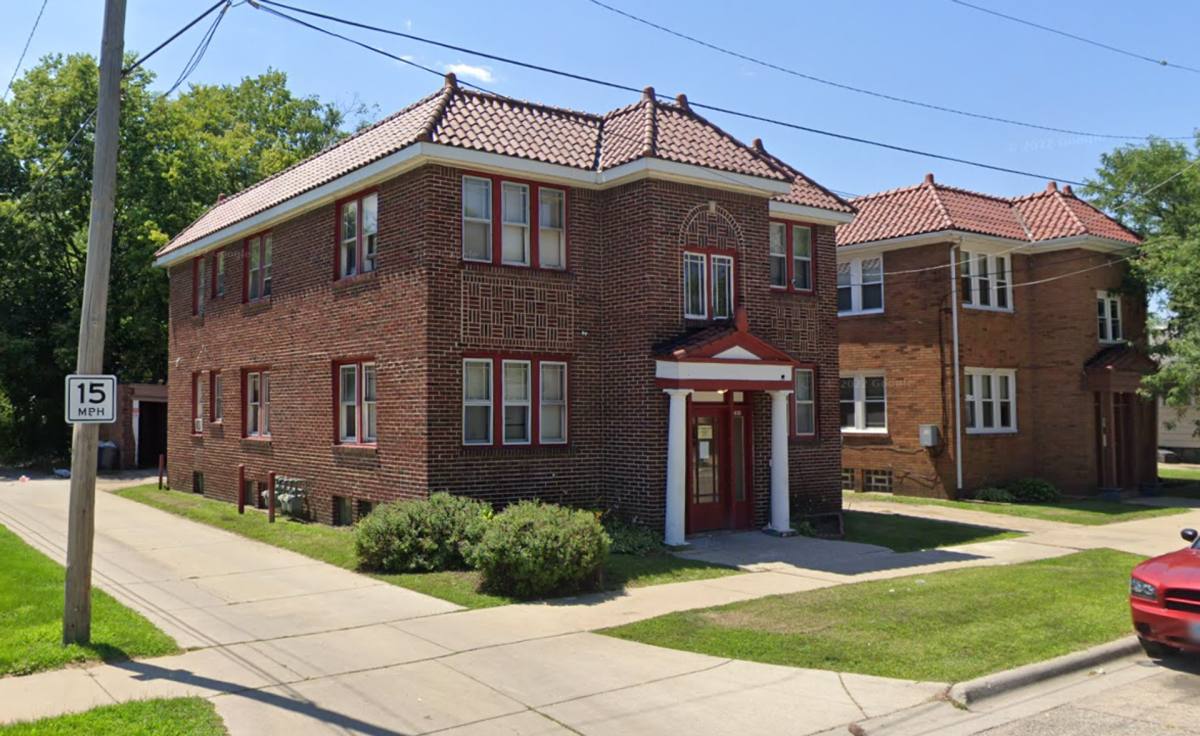 Apartment for rent at 1415-17 21st Ave, Rockford, IL 61104