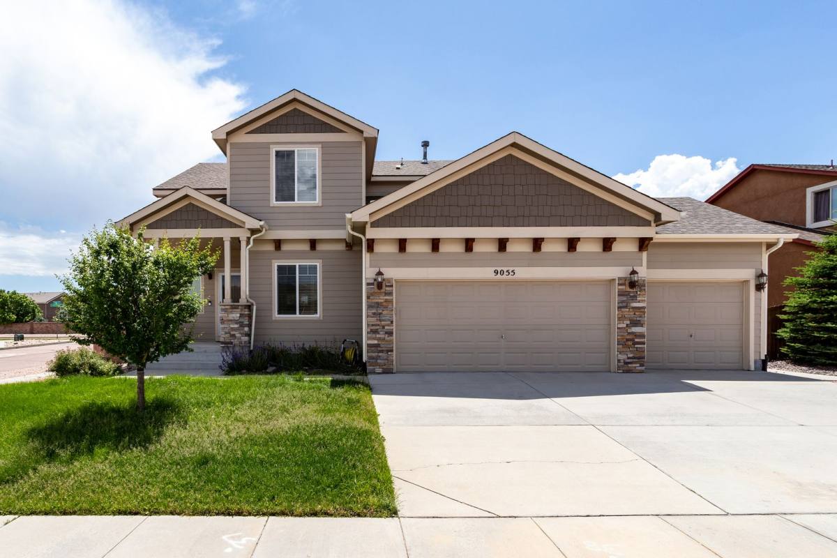 House for rent at 9055 Canary Circle, Colorado Springs, CO 80908