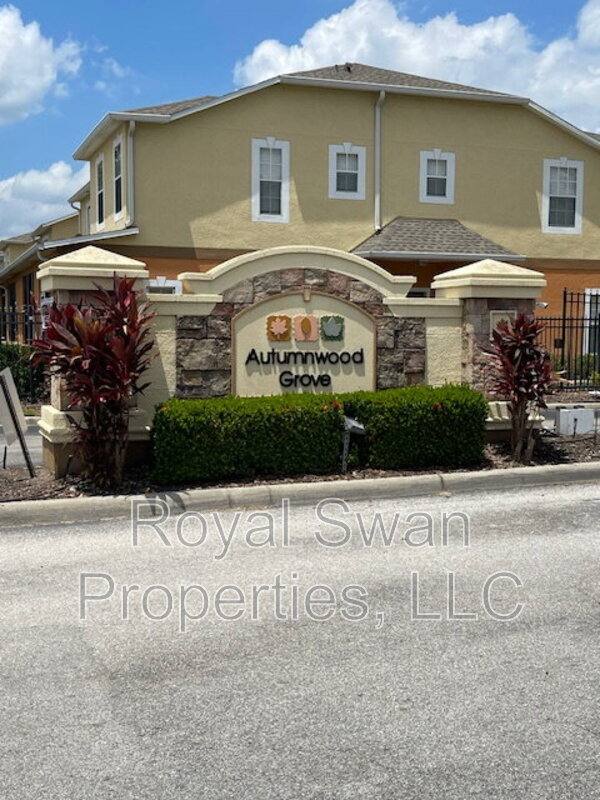 Townhouse for rent at 4217 Winding Vine Dr, Lakeland, FL 33812