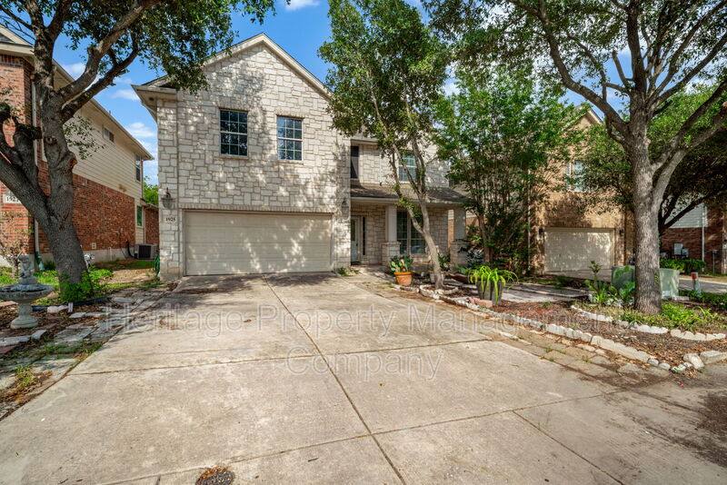 House for rent at 1925 Walter Raleigh, San Antonio, TX 78239