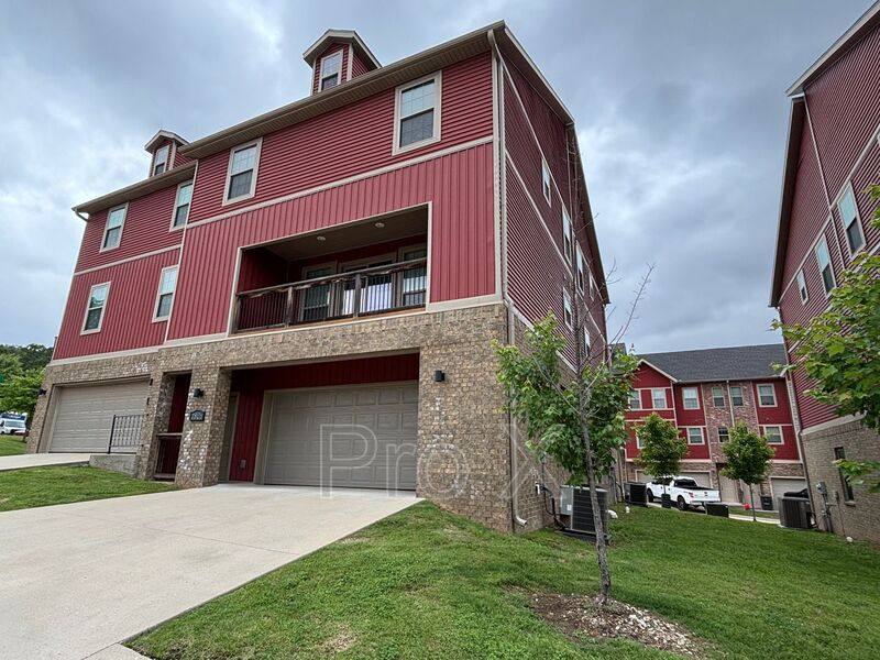 House for rent at 2826 Blackstone Crossing, Fayetteville, AR 72704