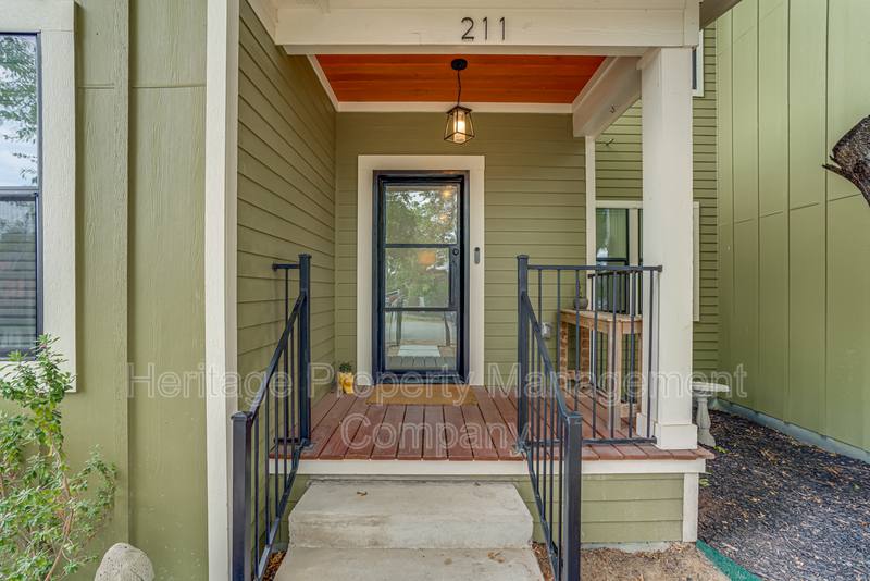 House for rent at 211 Gibson St, San Antonio, TX 78202