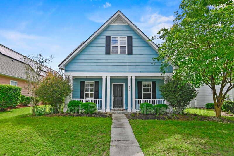 Townhouse for rent at 307 Pimpernel St, Summerville, SC 29483