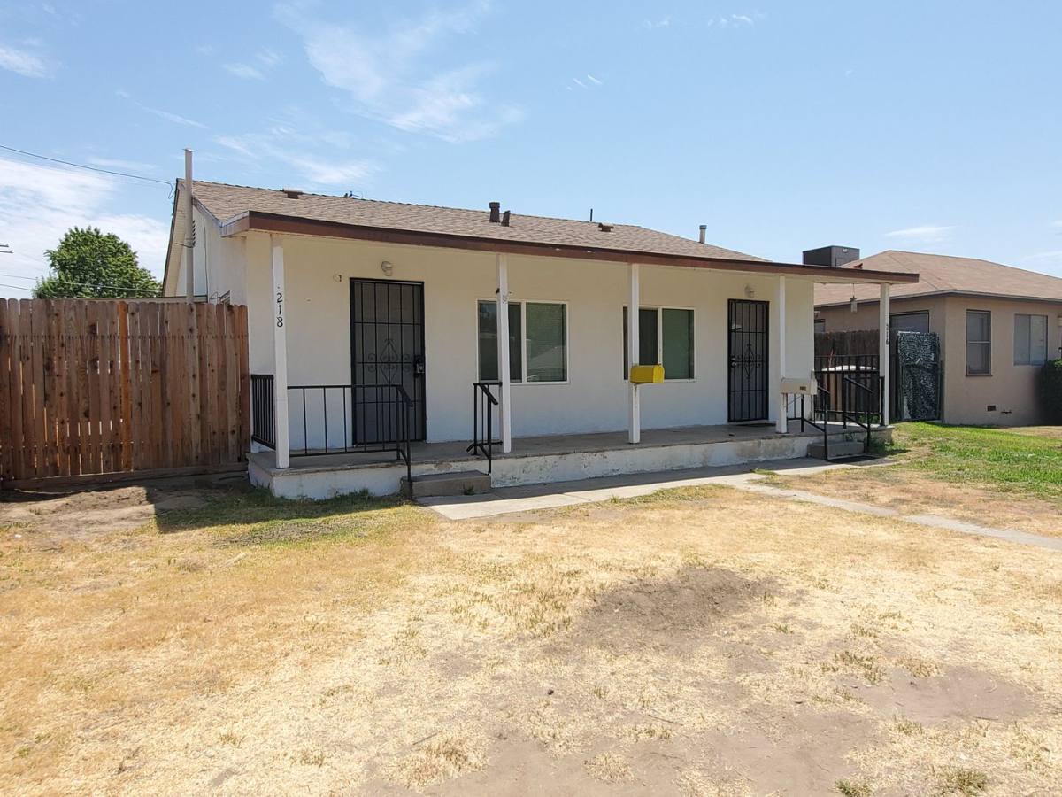 Apartment for rent at 218 Colin B Kelly Dr, Bakersfield, CA 93308