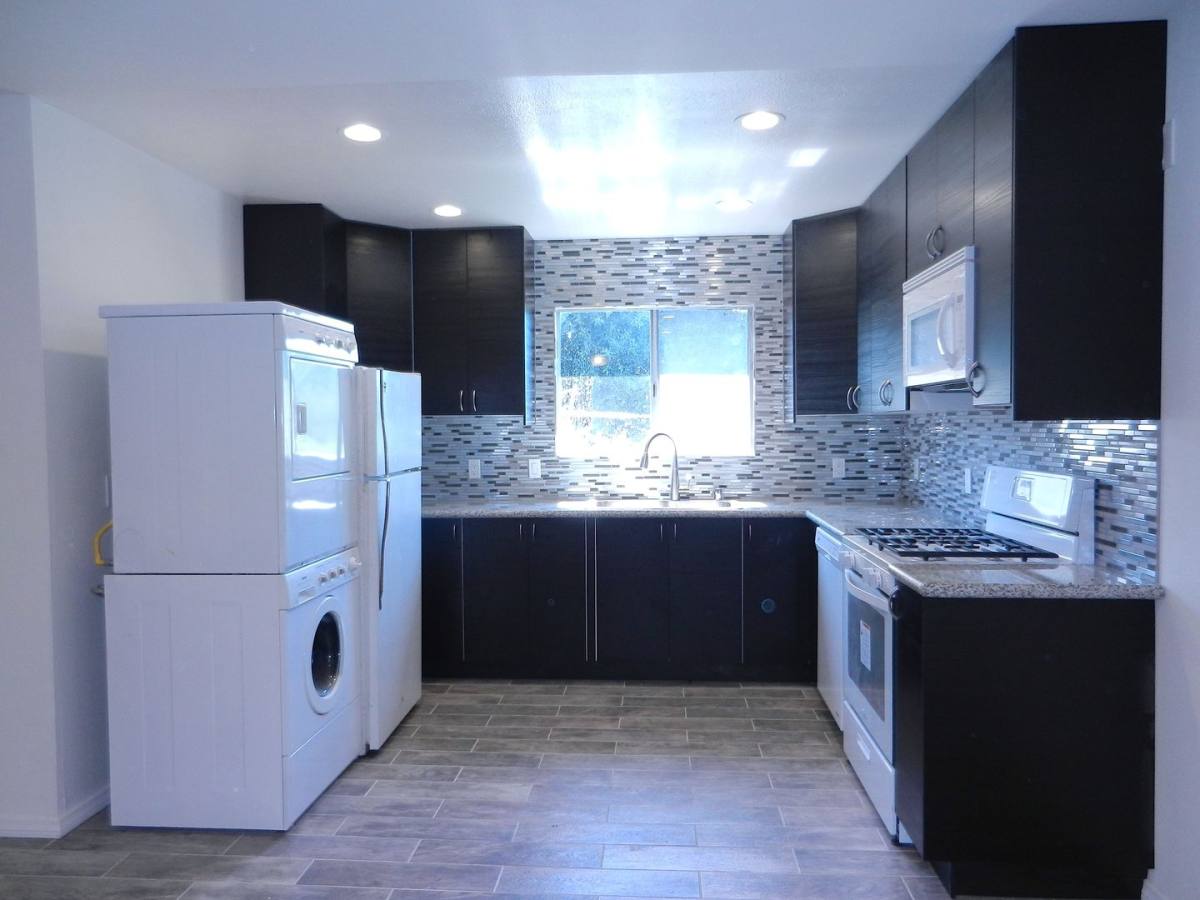 Apartment for rent at 3527, 3529, 3531 Wilson Ave, San Diego, CA 92104