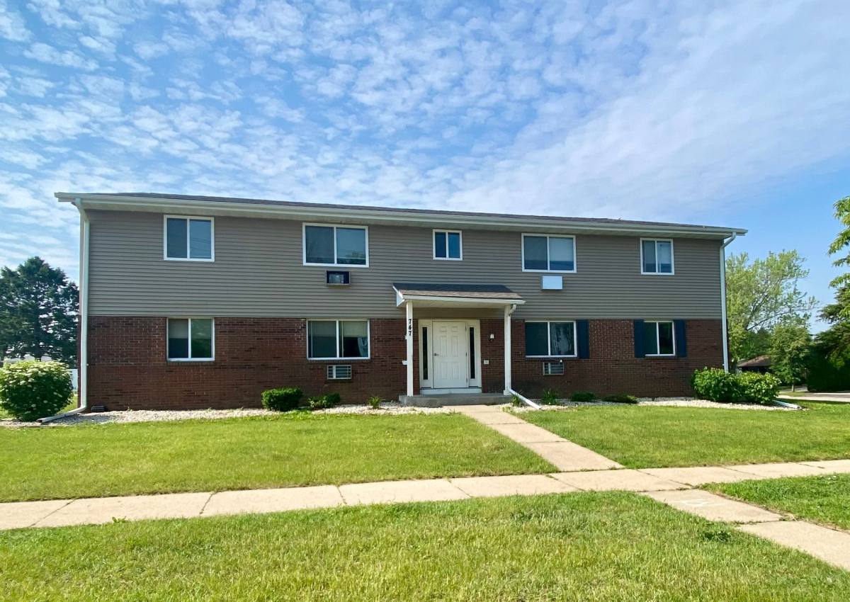 Apartment for rent at 747 Kellogg Ave, Janesville, WI 53546