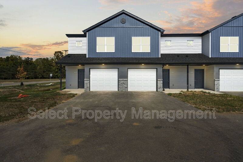 Townhouse for rent at 7097 Homestead Rd, Fort Wayne, IN 46814