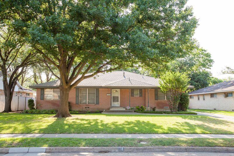 House for rent at 118 N Lois Lane, Richardson, TX 75081