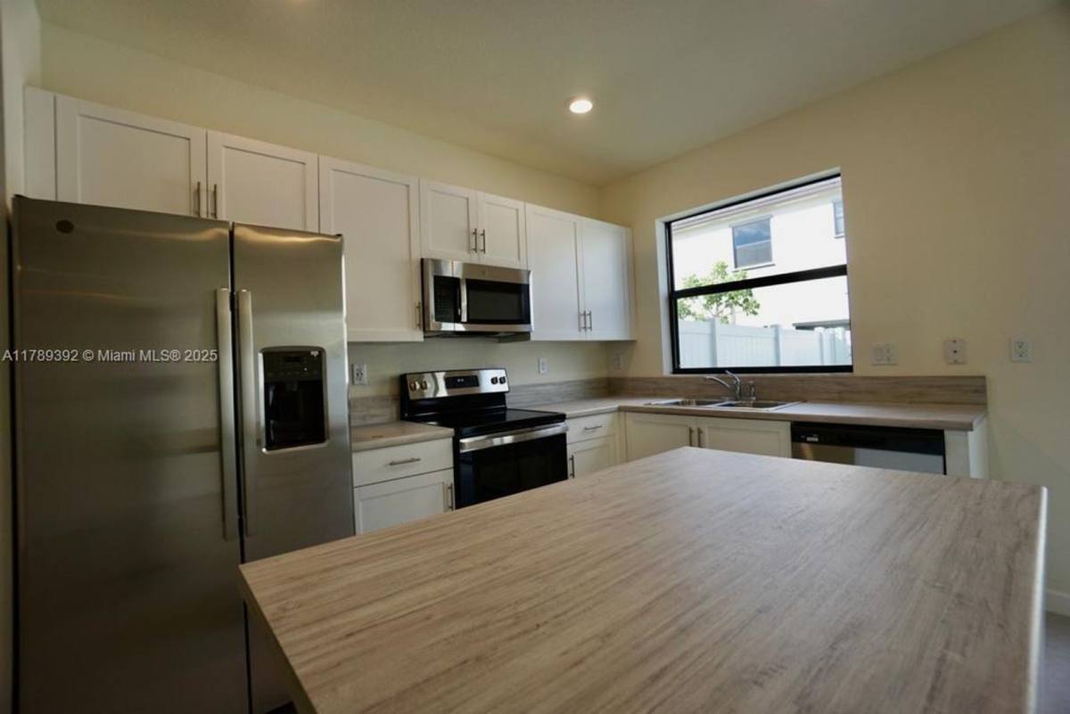House for rent at 3432 W 113 Place, Hialeah, FL 33018