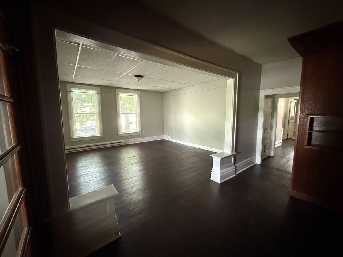 Apartment for rent at 1527 Ohio St, Terre Haute, IN 47807
