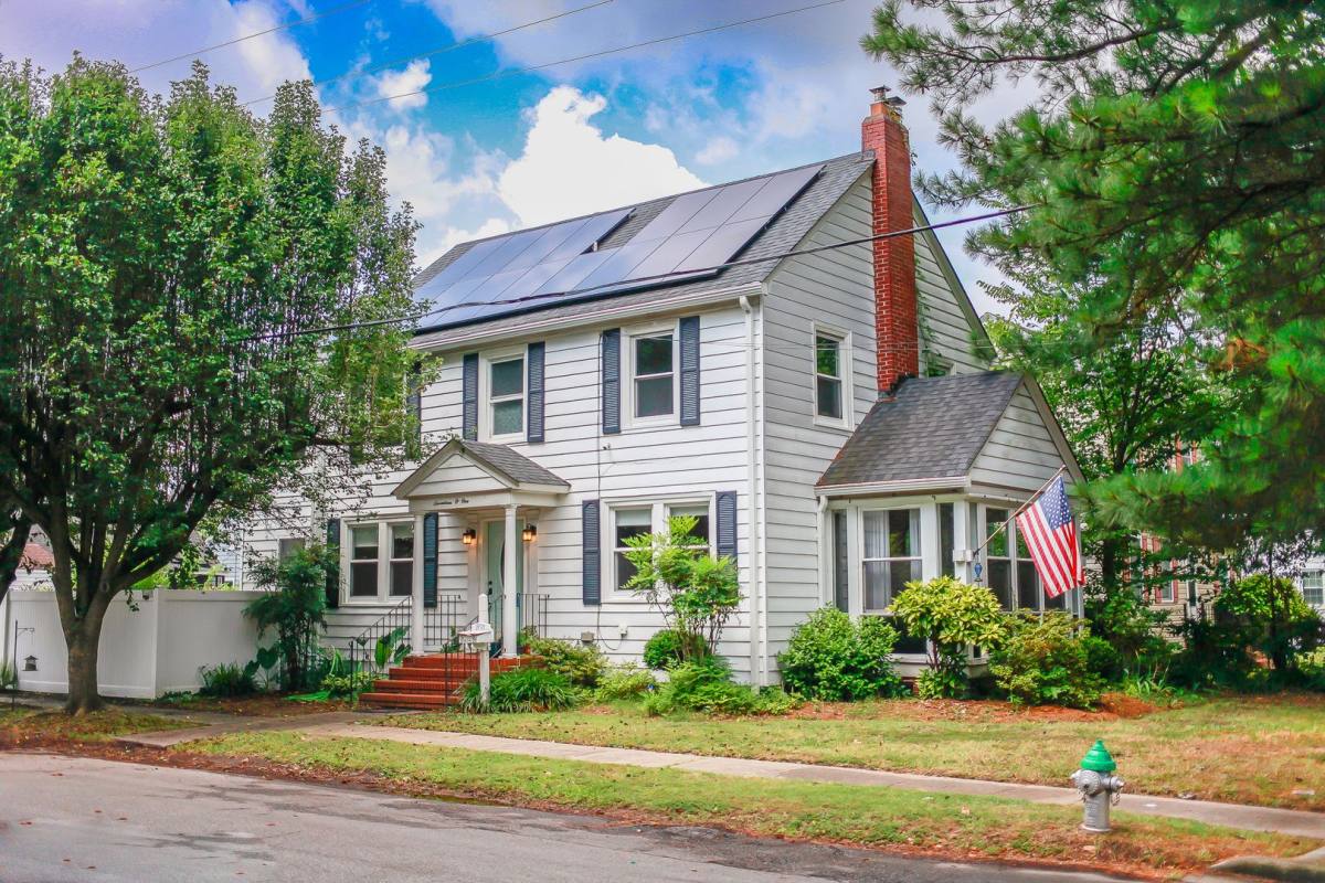 House for rent at 1701 Bain St, Portsmouth, VA 23704