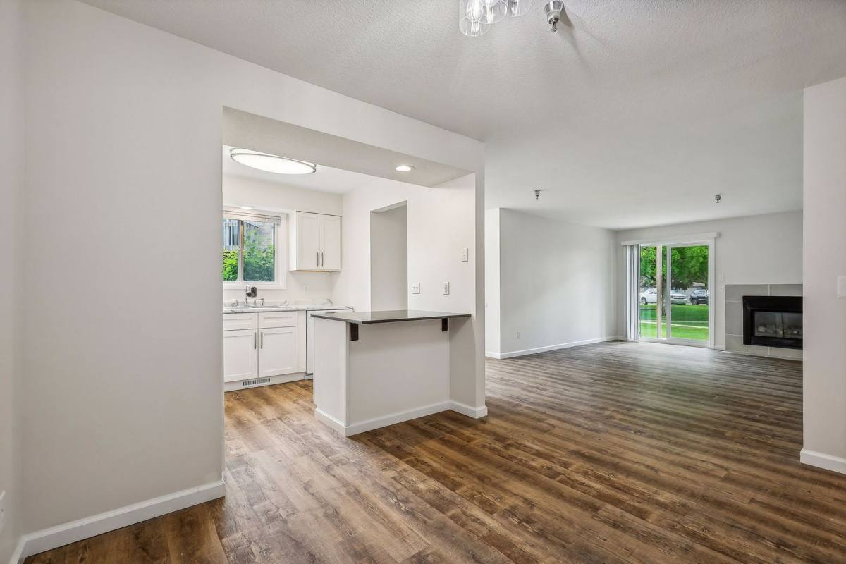 Apartment for rent at 10550-10590 Kumquat St, Minneapolis, MN 55448