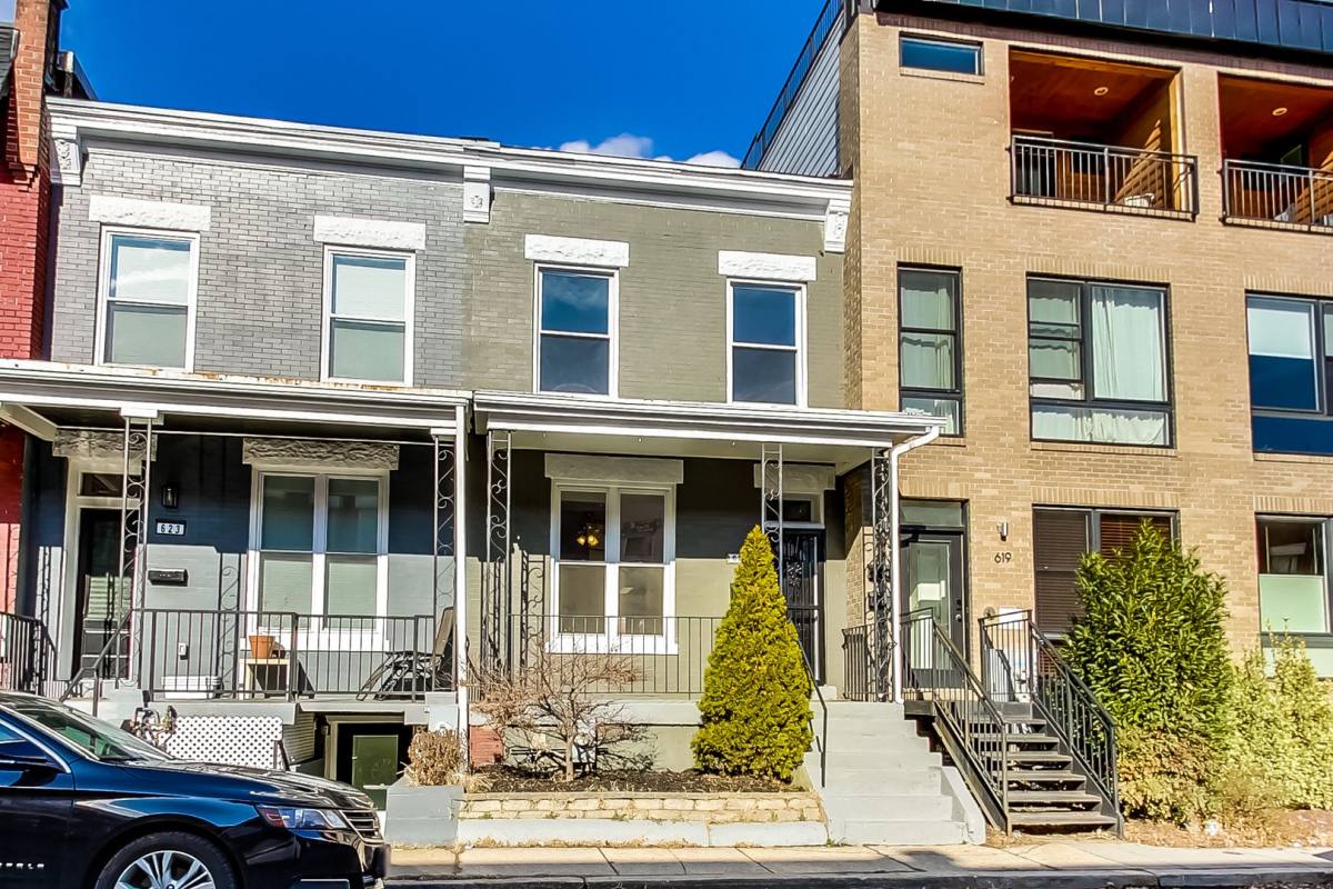 Townhouse for rent at 621 Harvard St NW, Washington, DC 20001