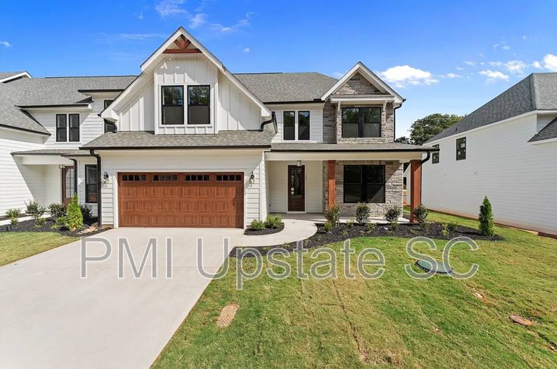 Townhouse for rent at 309 Breakwater Lane, Seneca, SC 29678