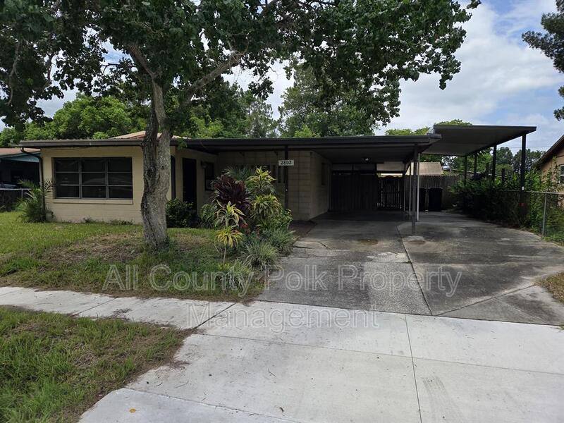 House for rent at 2802 Geoffrey Dr, Orlando, FL 32826