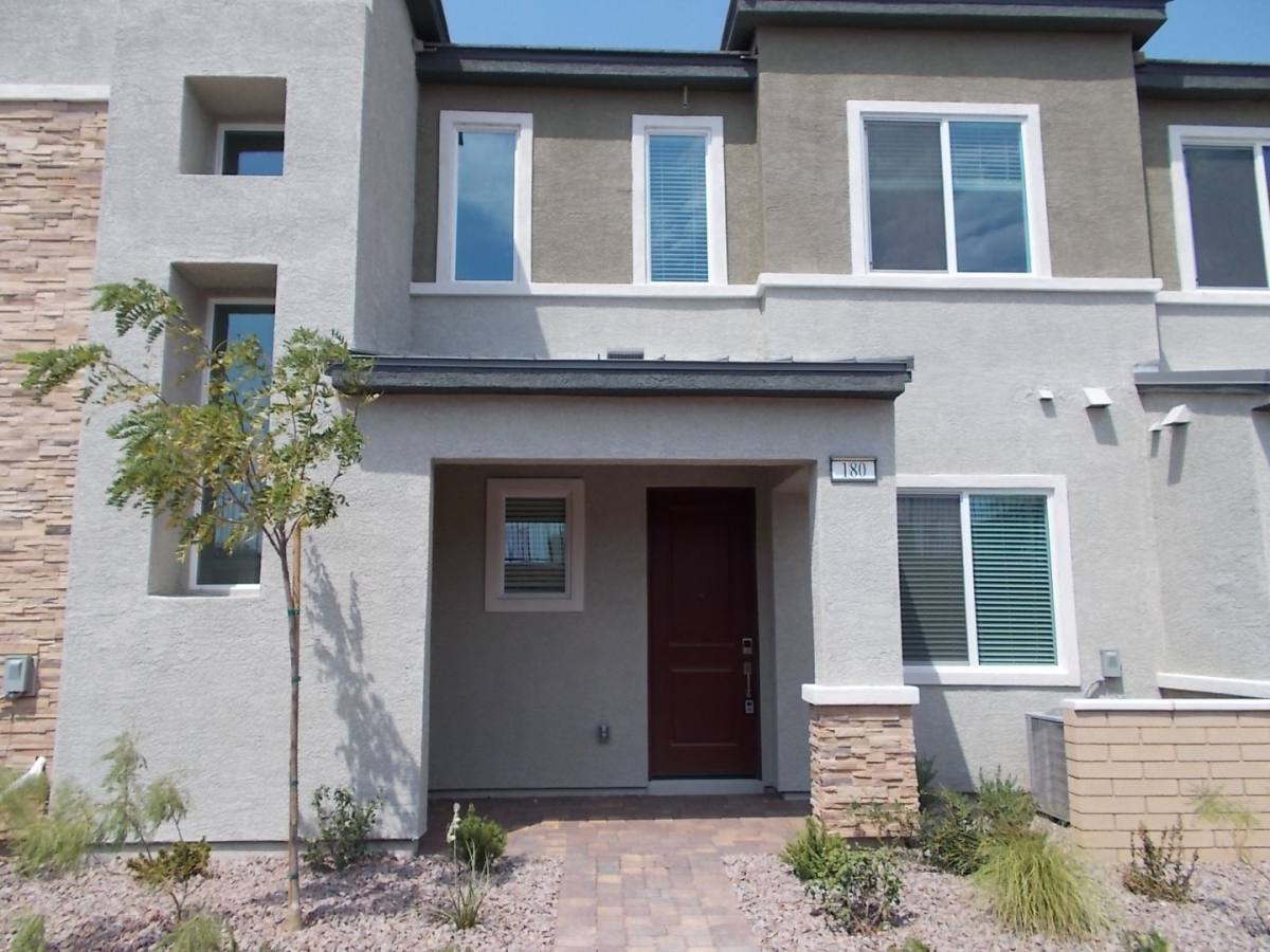 Townhouse for rent at 180 Freeport View Pi, Henderson, NV 89011