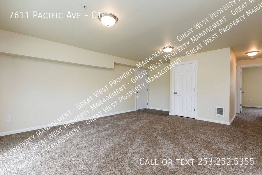 Apartment for rent at 7611 Pacific Ave, Tacoma, WA 98408