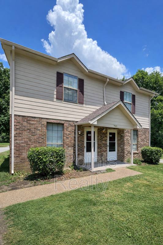 Apartment for rent at 336 E Webster St, Madison, TN 37115
