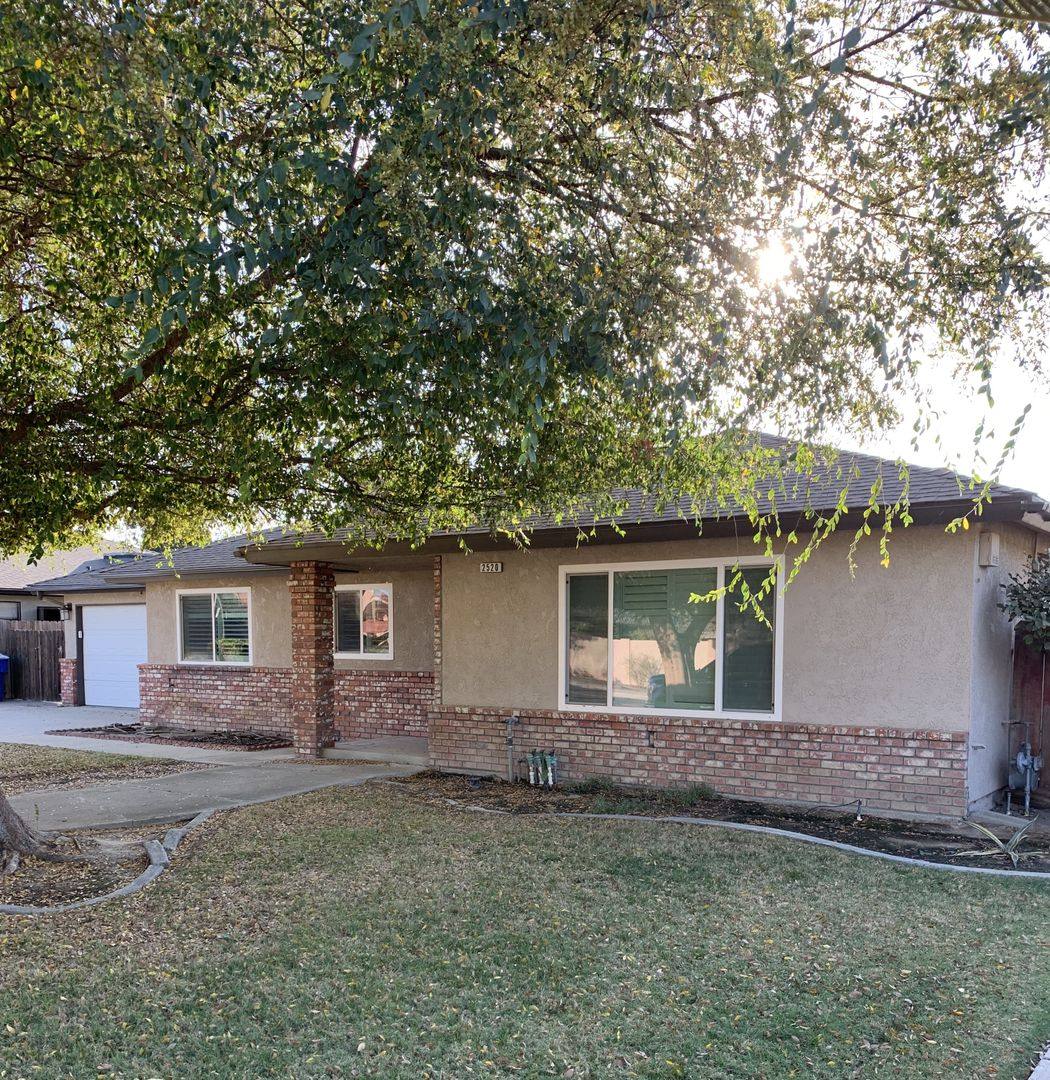 House for rent at 2520 Aspen St, Hanford, CA 93230