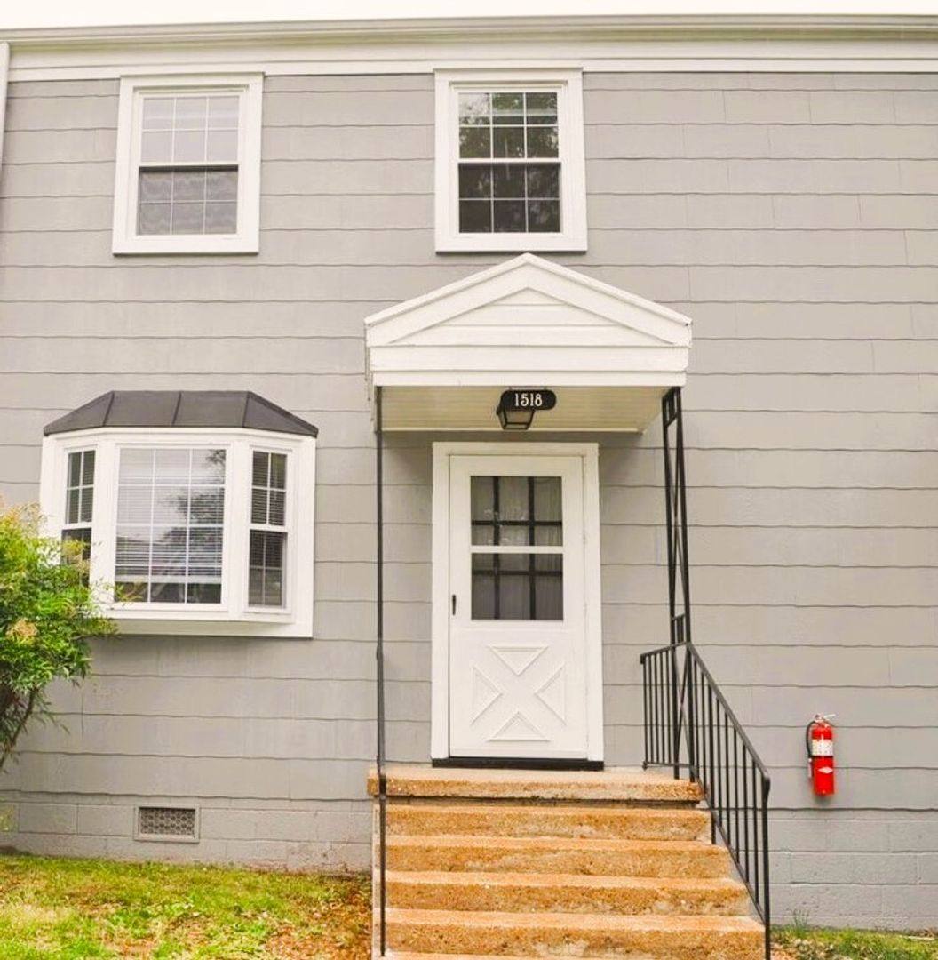 Townhouse for rent at 1506 Randolph Ave SE, Huntsville, AL 35801