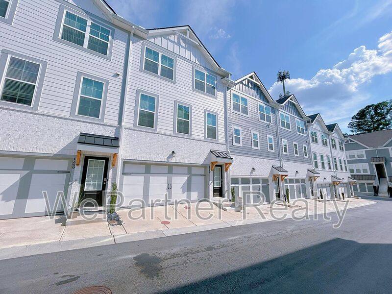 Townhouse for rent at 1297 Ascot Terrace, Atlanta, GA 30329