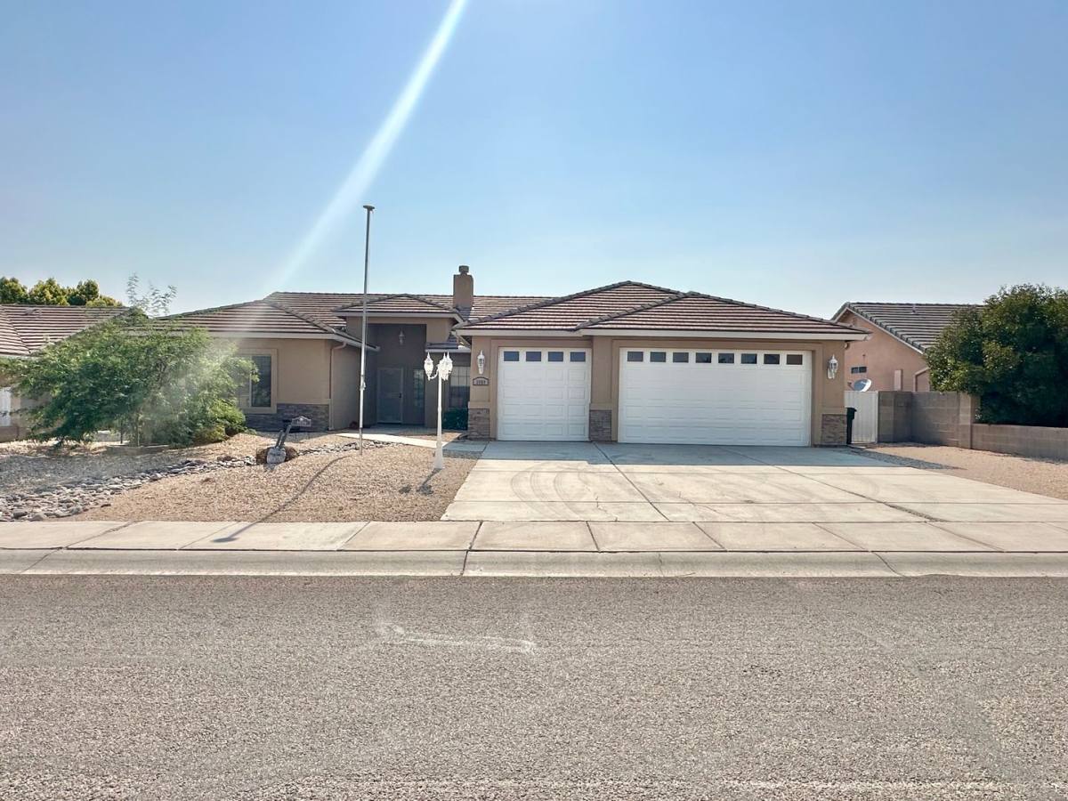 House for rent at 3959 Walleck Ranch Dr, Kingman, AZ 86409