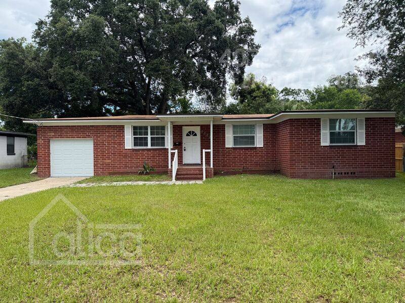House for rent at 2527 Blueberry Lane, Jacksonville, FL 32211