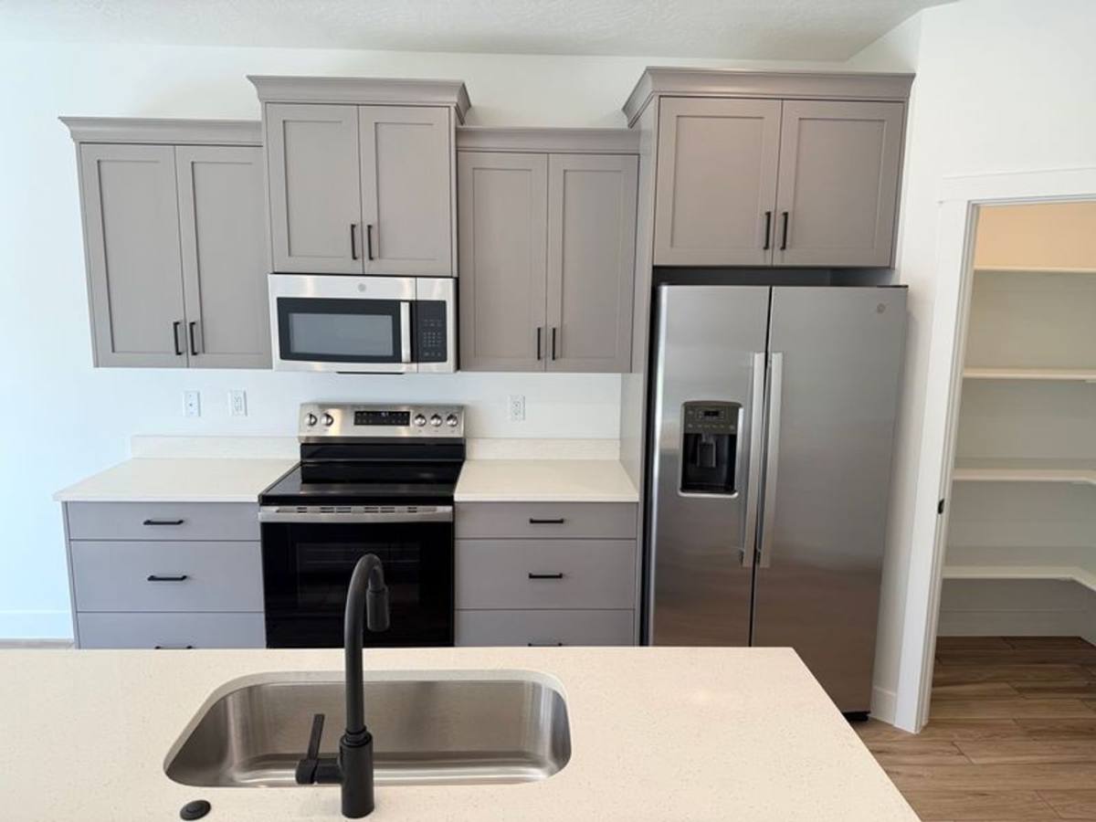 Townhouse for rent at 2005 W 250 S, Hurricane, UT 84737