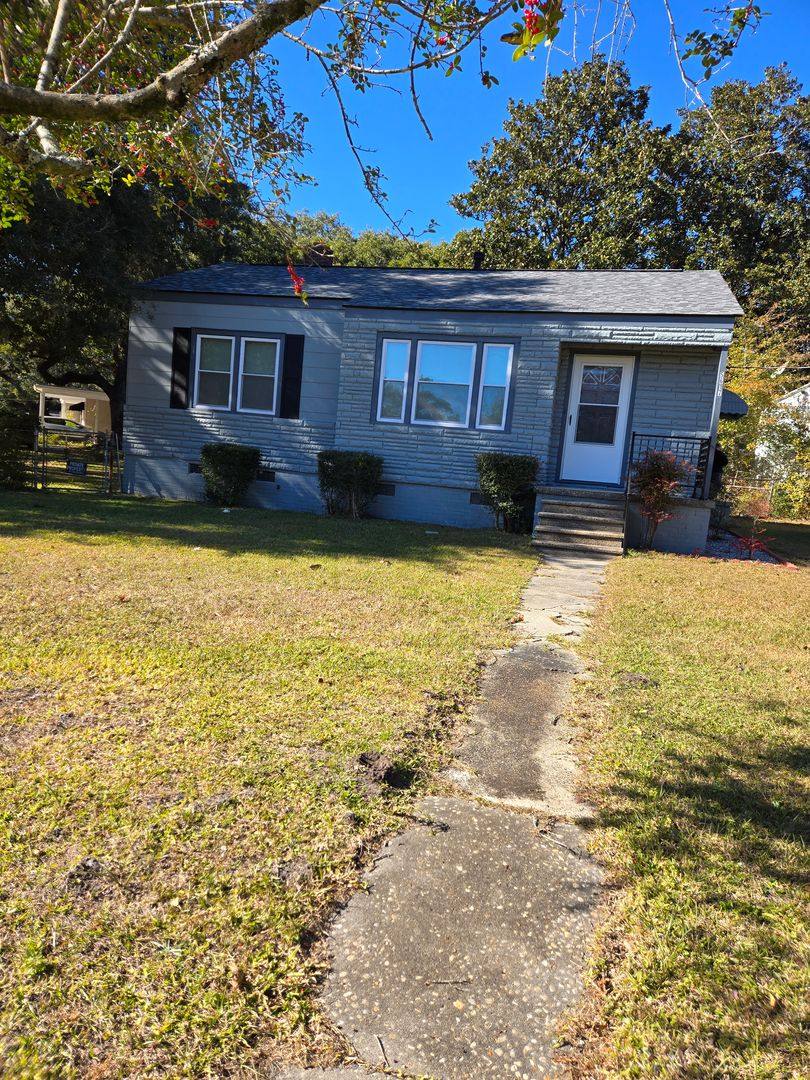 House for rent at 5617 Meadow Ave, Charleston, SC 29406